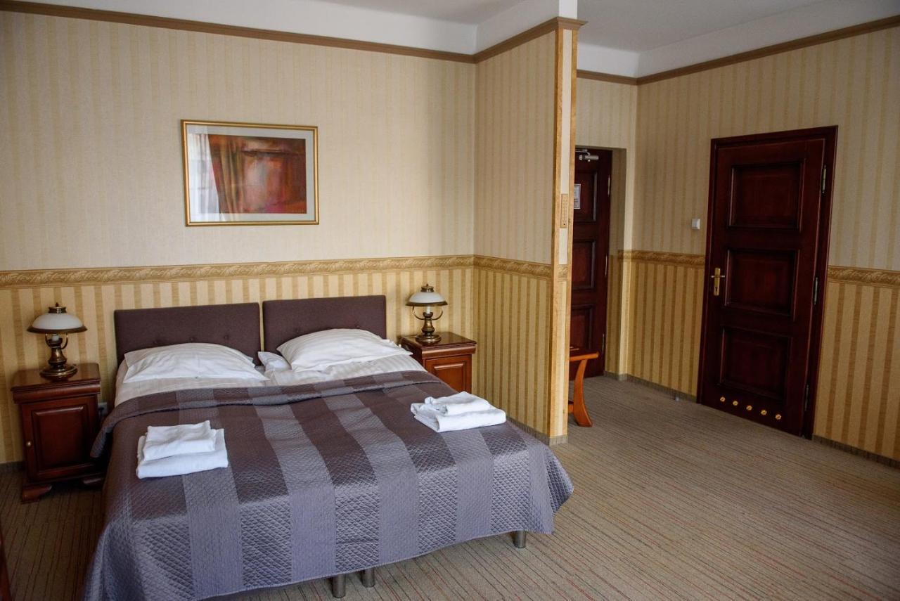 Hotel Zamek W Krasiczynie Zimmer foto